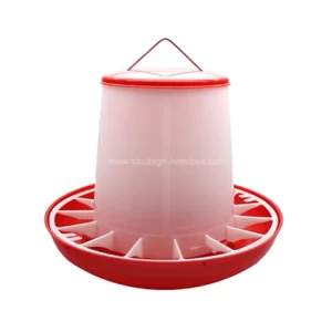 مغذيات الدواجن مع مقابض الصلب