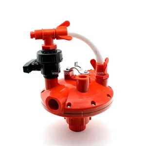 Regulator ciśnienia w układzie wodnym dla drobiu