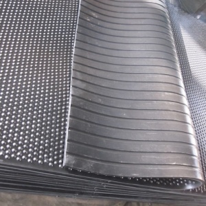 Esteras de goma de ganado