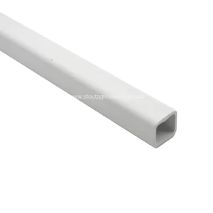 أنابيب مربعة لأنظمة شرب الدواجن