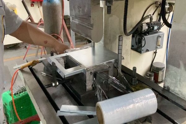 Verbesserung der Technologie zur Verbesserung der Qualität von Schweinefuttergeräten