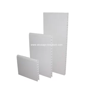 Pannelli in PVC per recinti per suini